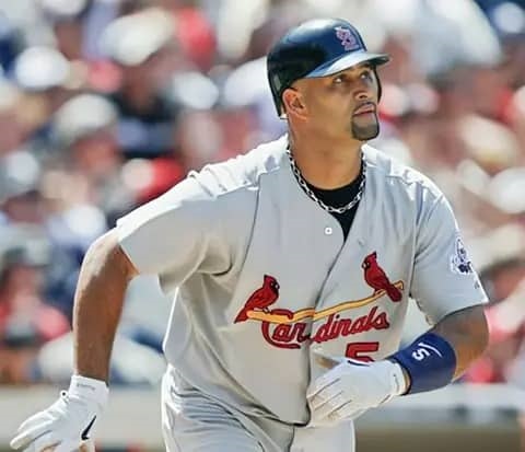 cardenales-y-arizona-ganan-pujols-2-hits-y-llego-3335-soto-termina-en-28-racha-de-en-base-y-robles-la-saco.
