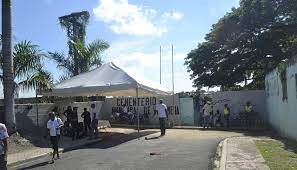 sepultan-uno-de-los-muertos-en-incidente-colmadon-de-villa-mella-en-sdn
