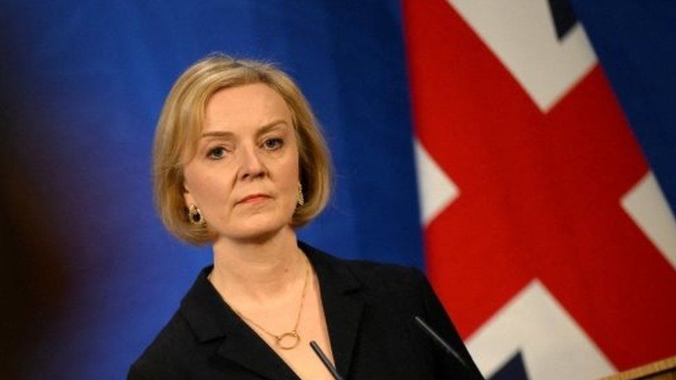 liz-truss-dijo-que-no-renunciara:-“soy-una-luchadora,-no-alguien-que-abandona”