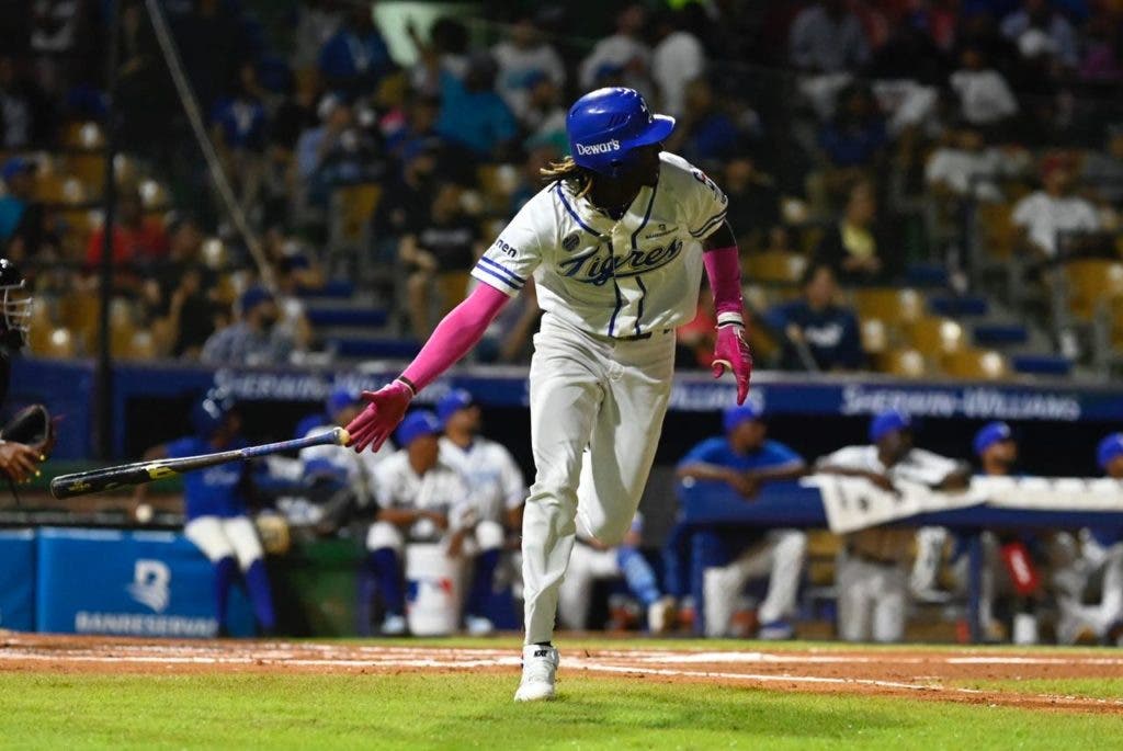 elly-de-la-cruz-“se-siente-bien-estar-aqui”