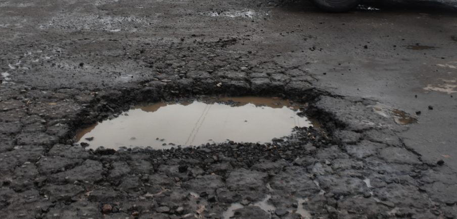 exigen-arreglo-de-calles-en-sector-villa-pinales-ante-deterioro-progresivo