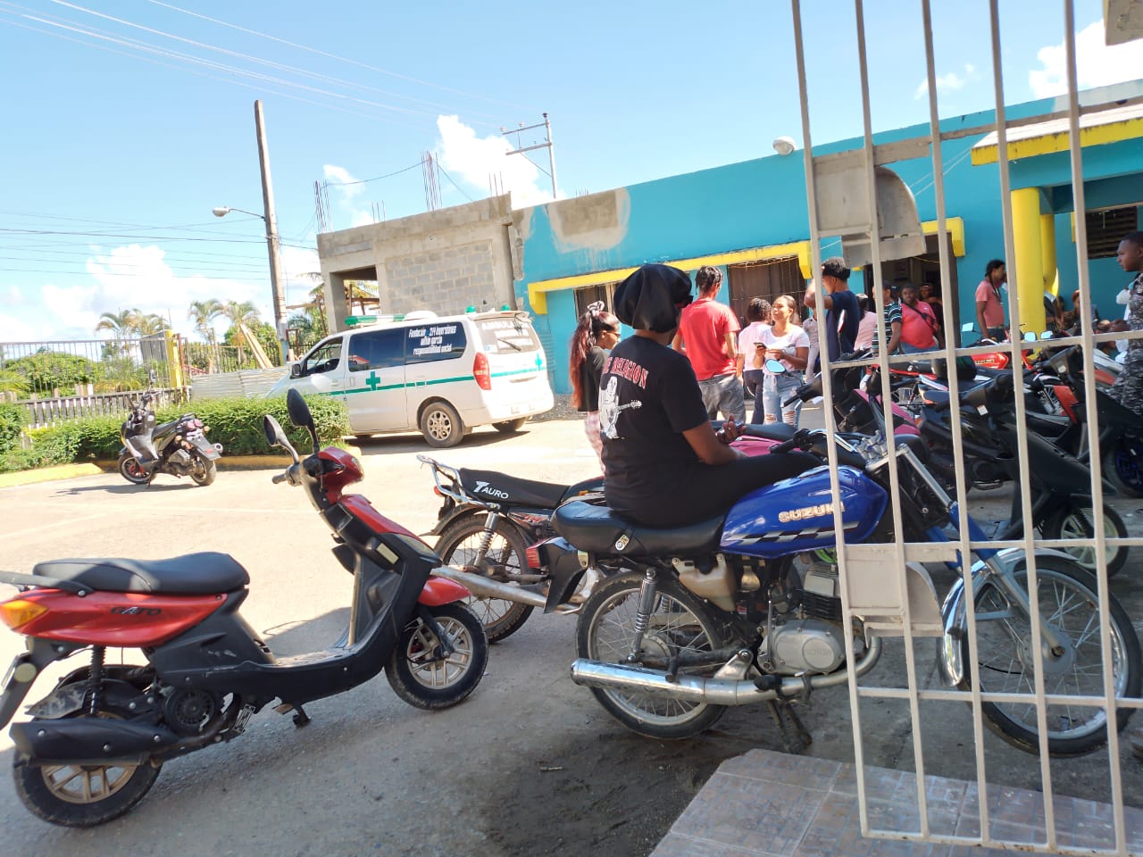 supuesto-inversionista-intenta-llevarse-ambulancia-donada-por-mantequilla