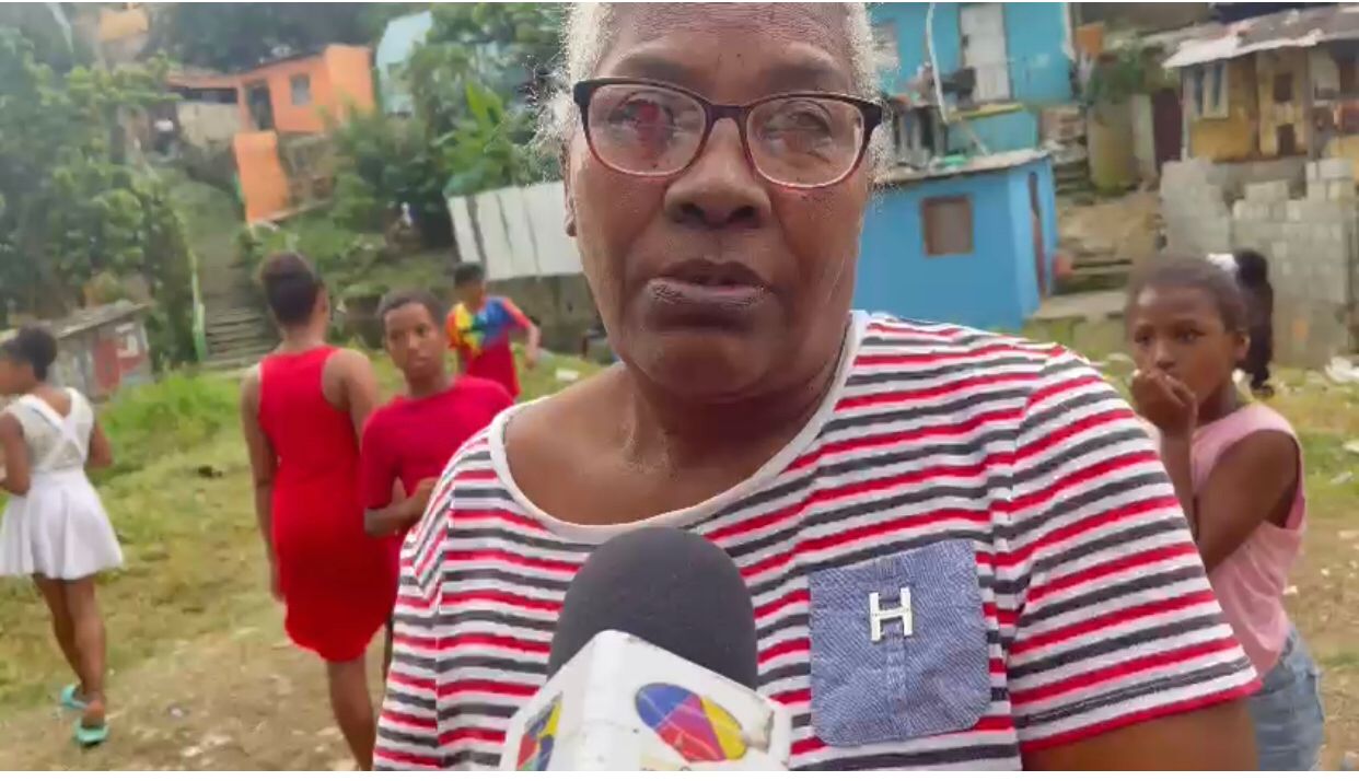 residentes-en-el-sector-la-zurza-piden-fumigar-para-evitar-el-dengue