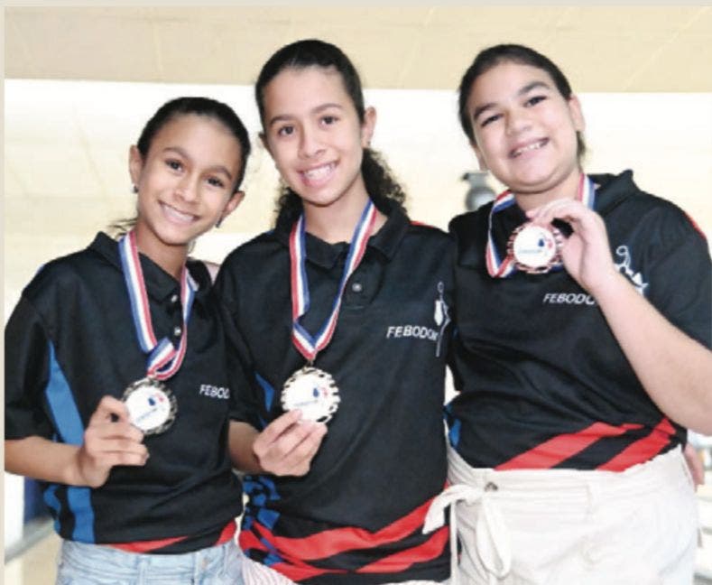 hermon,-ricardo,-soto,-grullon-y-cordero,-campeones-en-boliche