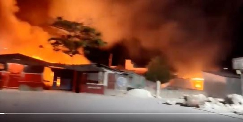 asesinan-doce-civiles-e-incendian-viviendas-en-haiti