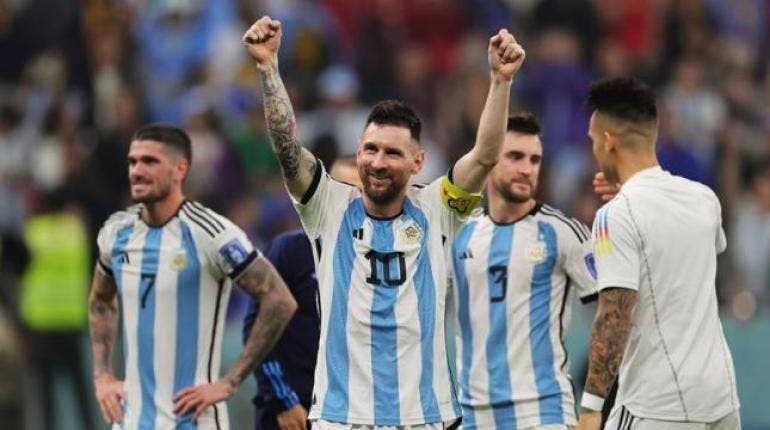 argentina,-a-las-puertas-de-arrebatarle-el-liderato-del-ranking-fifa-a-brasil