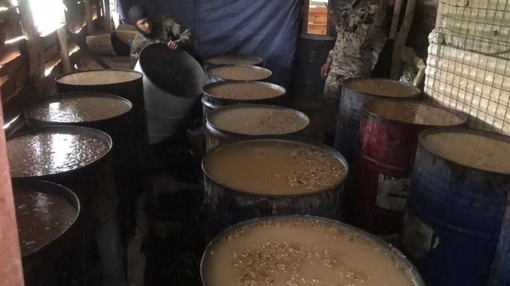 desmantelan-un-laboratorio-ilegal-de-bebidas-alcoholicas
