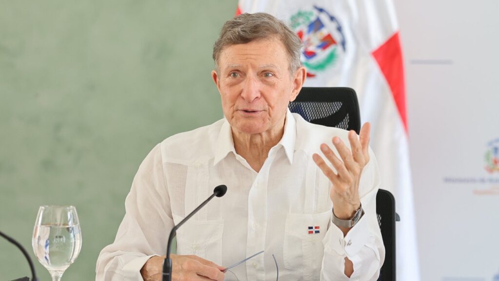 canciller-de-rd:-“el-comunicado-de-venezuela-dice-los-representantes,-no-dice-si-son-los-diplomaticos-y-consulares”