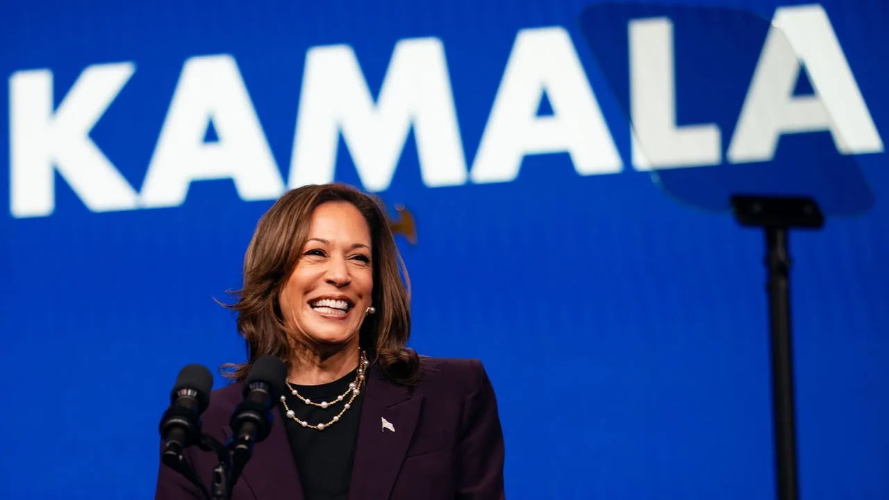 inicia-votacion-para-designar-oficialmente-a-kamala-harris-como-candidata-democrata
