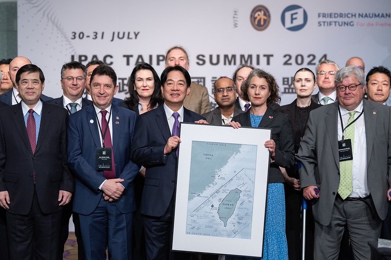 legisladores-de-24-paises-se-reunen-en-taiwan-para-defender-la-democracia-y-los-ddhh