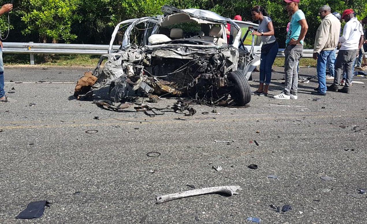 dos-muertos-y-varios-heridos-por-accidente-de-transito-en-la-comunidad-juan-lopez-en-moca