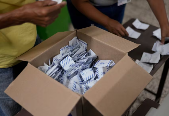 tras-mas-de-una-semana-cne-de-venezuela-entrega-al-supremo-actas-de-escrutinio