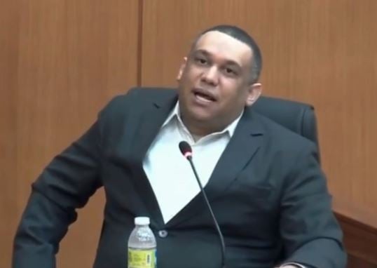 giron-dice-que-su-vida-estuvo-en-peligro-y-que-entrego-las-pruebas-al-mp
