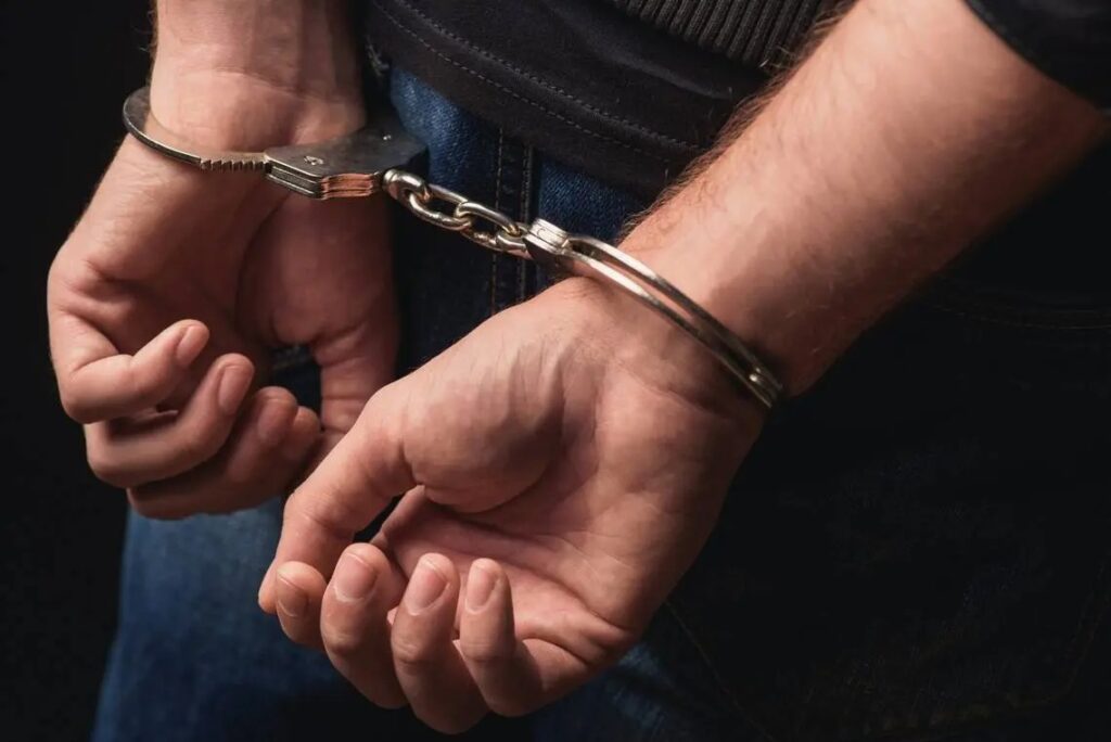 capturan-hombre-buscado-por-robo-millonario-en-un-minimarket