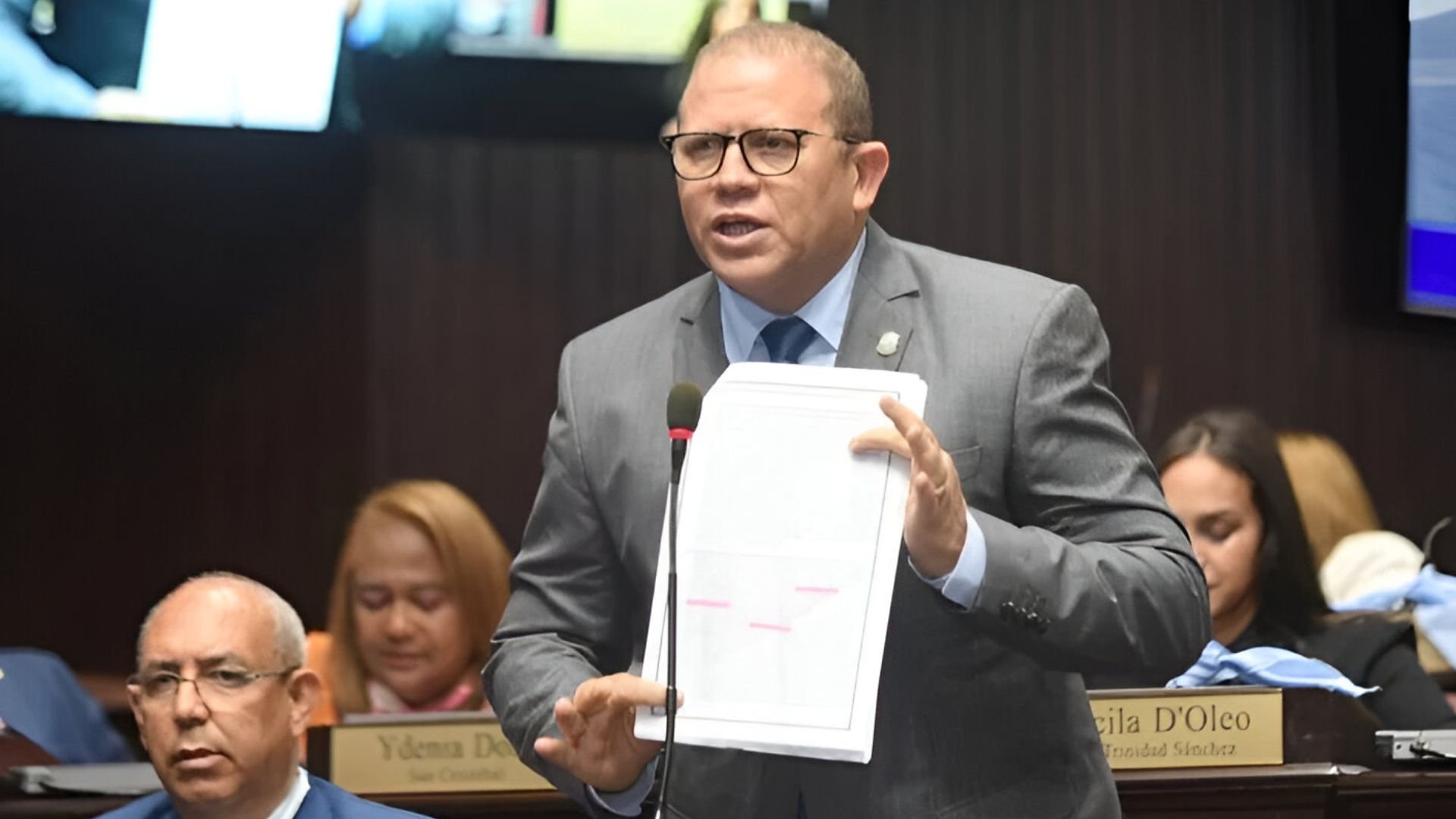 legislador-dice-candado-a-la-constitucion-no-existe-y-cataloga-proyecto-de-populista
