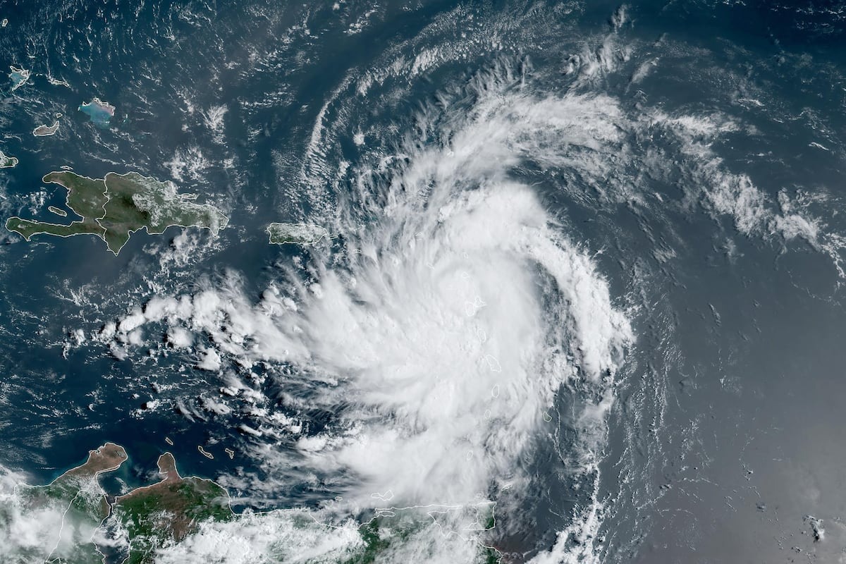 eeuu.-emite-alerta-de-huracan-para-las-islas-de-puerto-rico-y-las-islas-virgenes