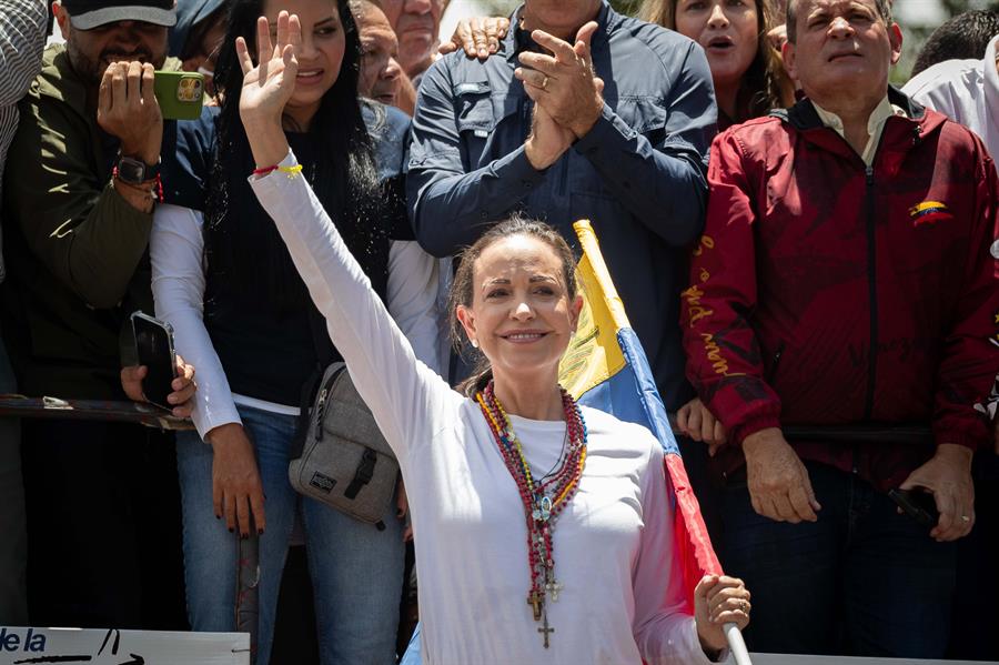 machado:-gobierno-de-maduro-busca-convertir-a-los-venezolanos-en-“enemigos-unos-de-otros”