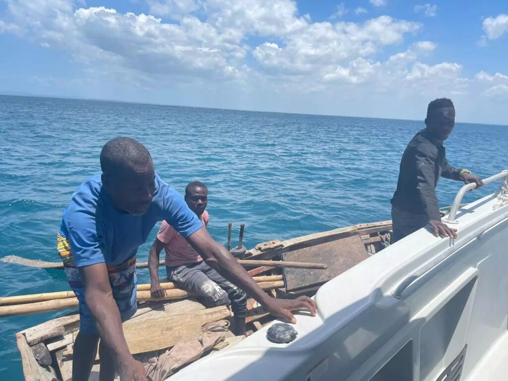 refuerzan-seguridad-fronteriza-con-operativo-maritimo-en-montecristi