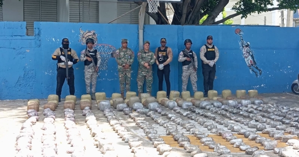 confiscan-mas-de-1,000-libras-de-marihuana-en-puerto-plata