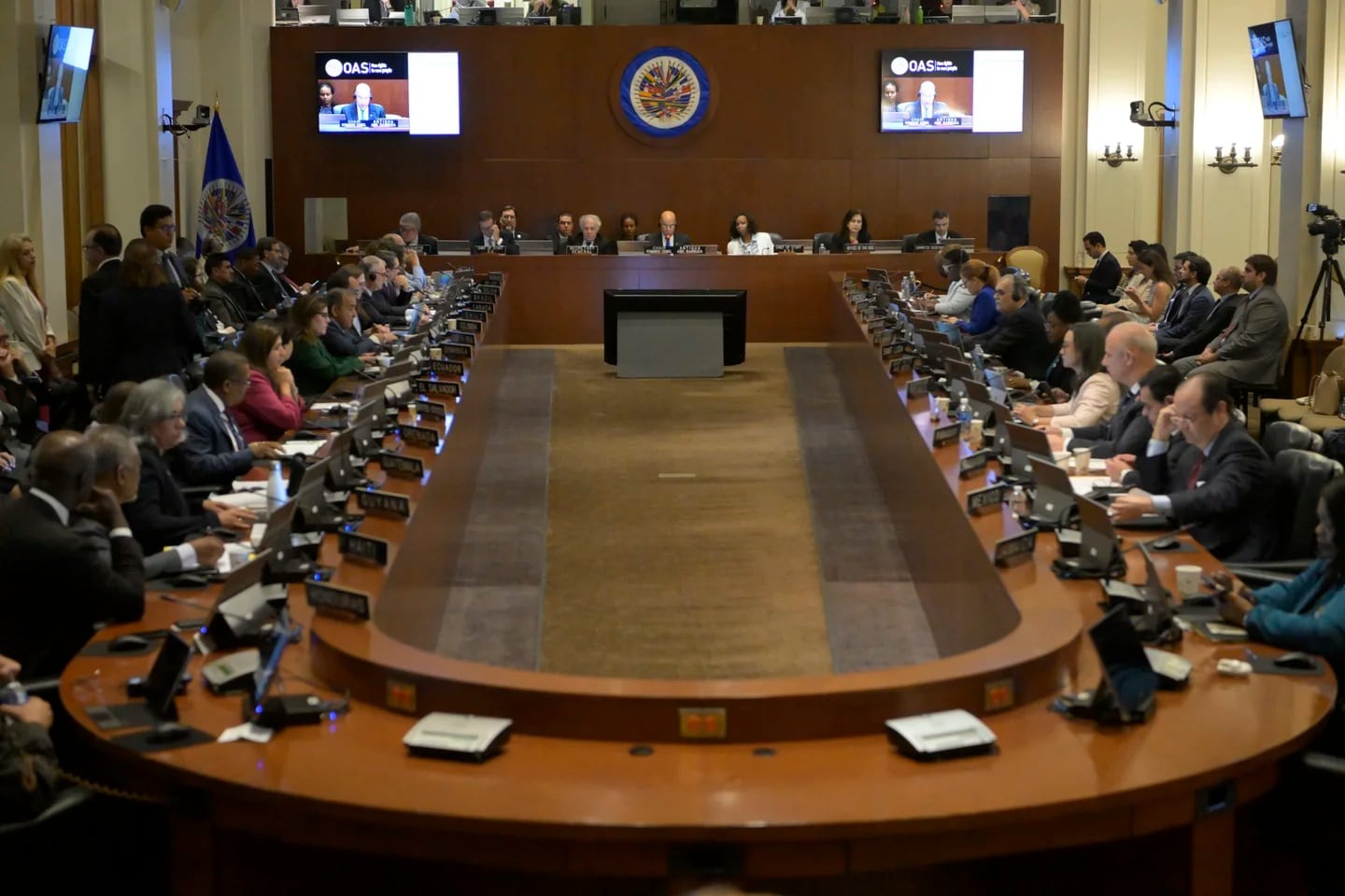 la-oea-aprueba-una-resolucion-que-pide-publicar-las-actas-electorales-de-venezuela