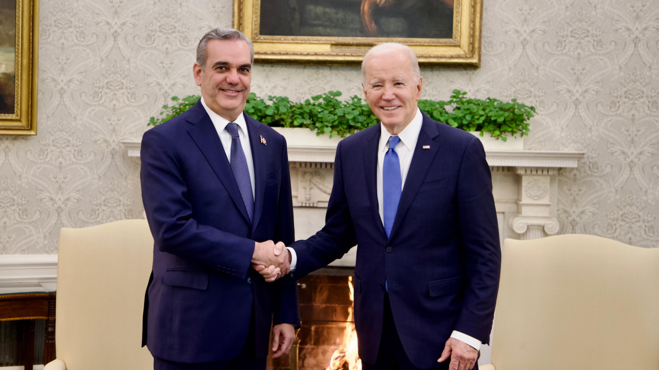 biden-felicita-a-abinader-y-le-ofrece-su-apoyo-para-garantizar-un-futuro-prospero-al-pais
