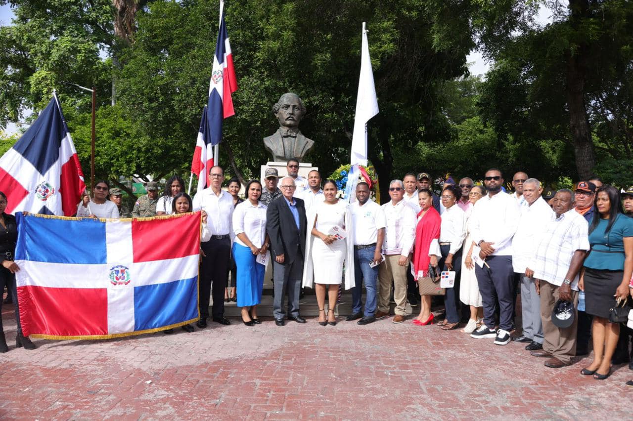 gobernacion-bahoruco-realiza-actos-por-el-161-aniversario-de-la-restauracion.