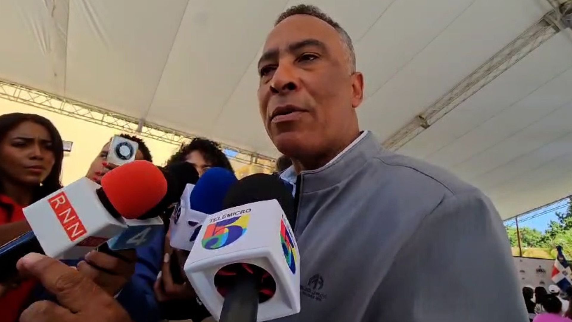 preocupacion-entre-padres-que-no-han-inscrito-a-sus-hijos-en-la-escuela
