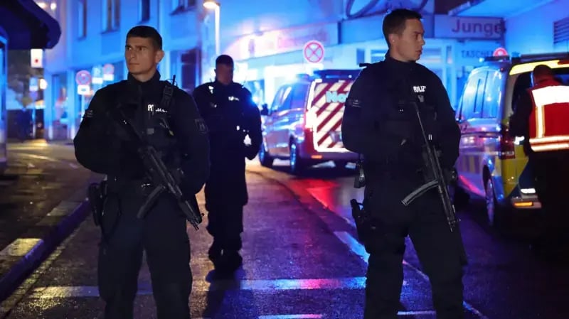 mueren-al-menos-3-personas-en-un-ataque-con-cuchillo-en-un-festival-en-alemania