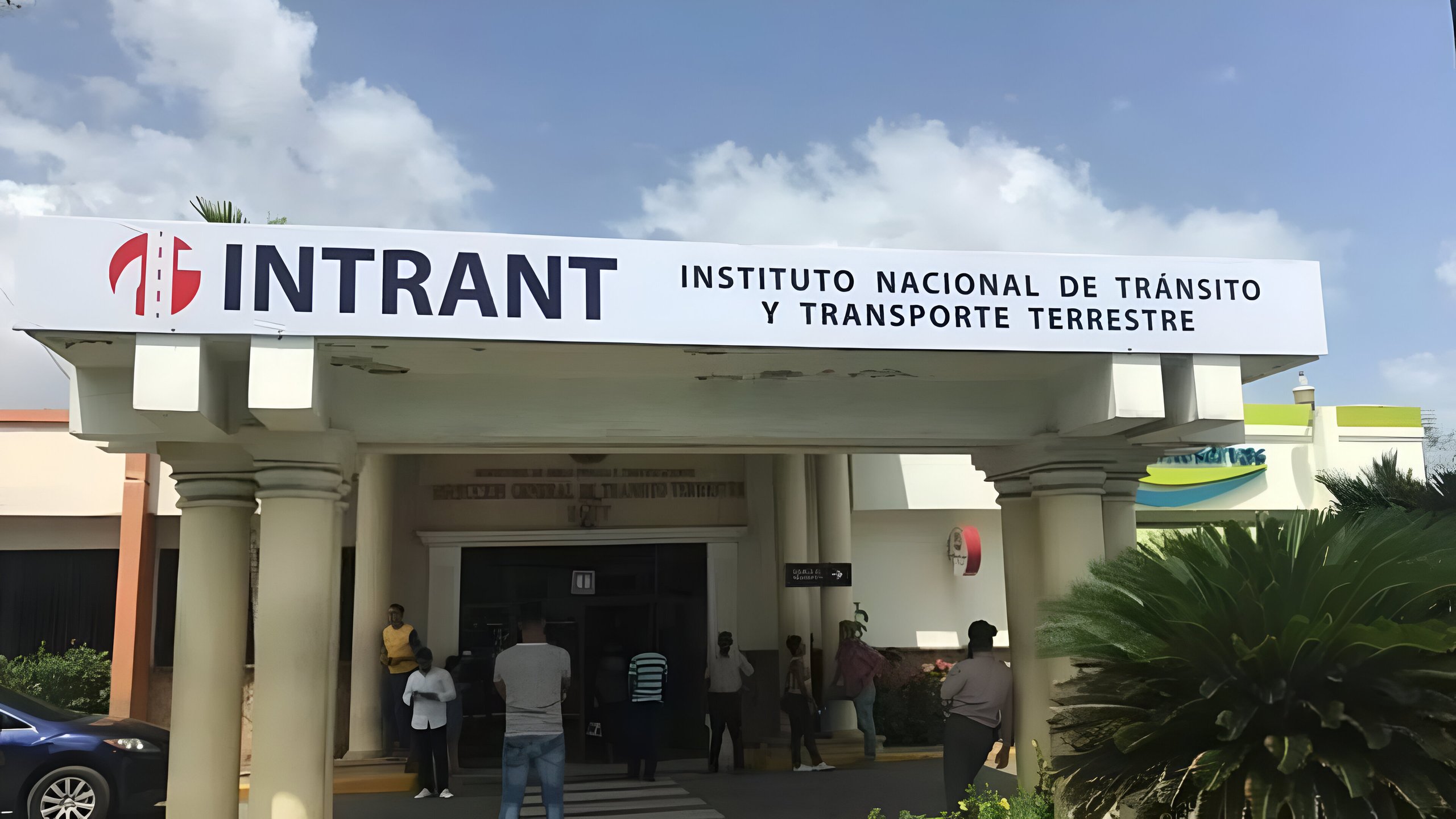 multan-con-rd$200-mil-a-empresas-transportistas-involucradas-en-accidente-las-matas-–-elias-pina