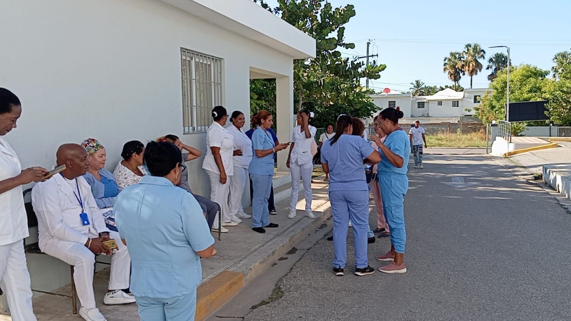 enfermeras-paralizan-labores-en-hospital-dr.-elio-fiallo-en-pedernales