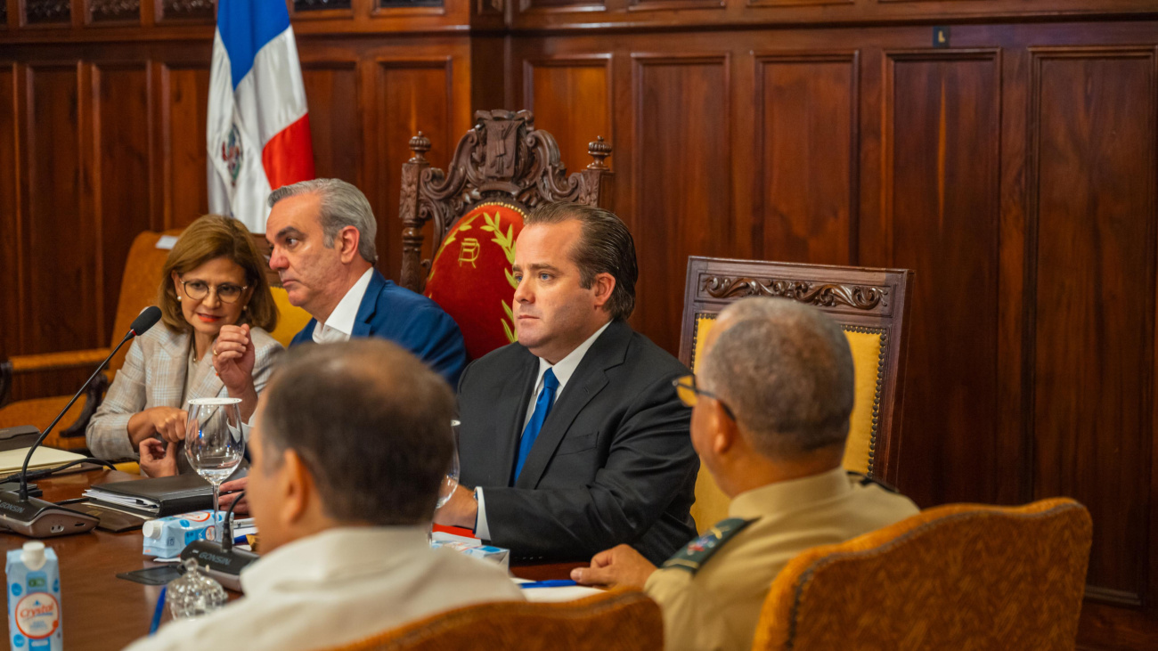 ministro-de-la-presidencia-instituye-comite-de-observacion-de-licitaciones-fitram