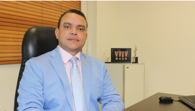 julio-landron-lamenta-la-gran-cantidad-de-jovenes-que-mueren-en-accidentes