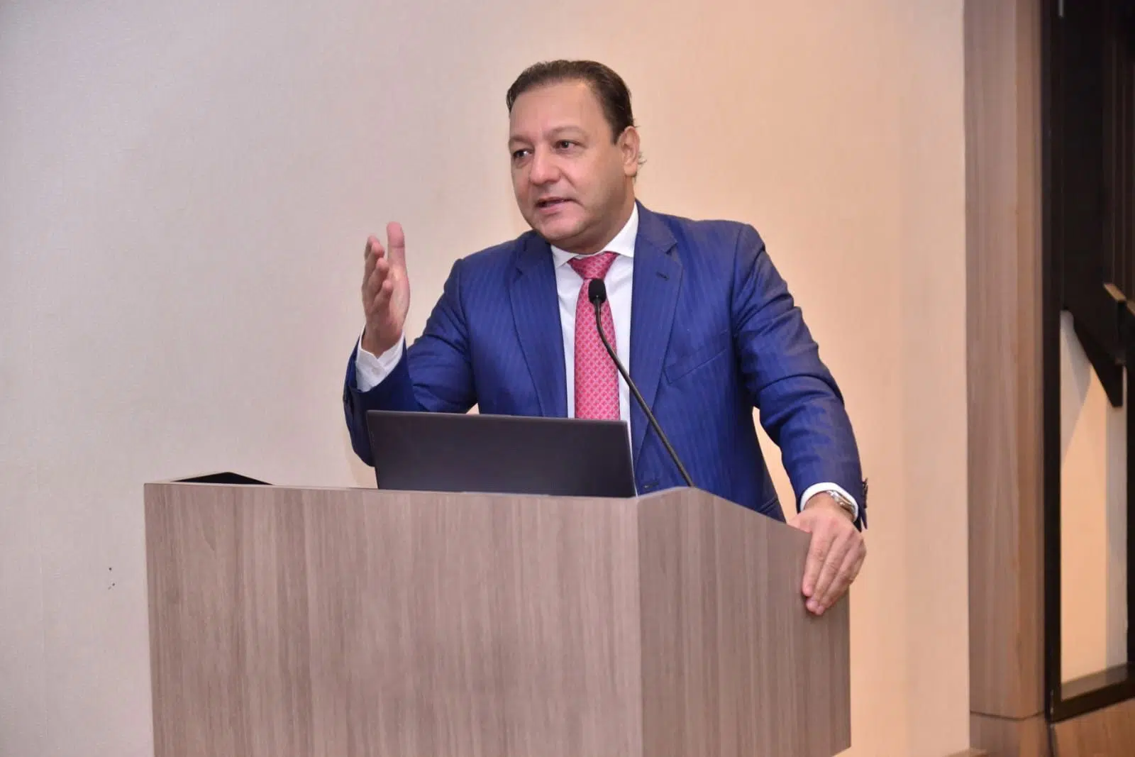 abel-martinez-asegura-medidas-para-tratar-crisis-migratoria-haitiana-han-sido-insuficientes