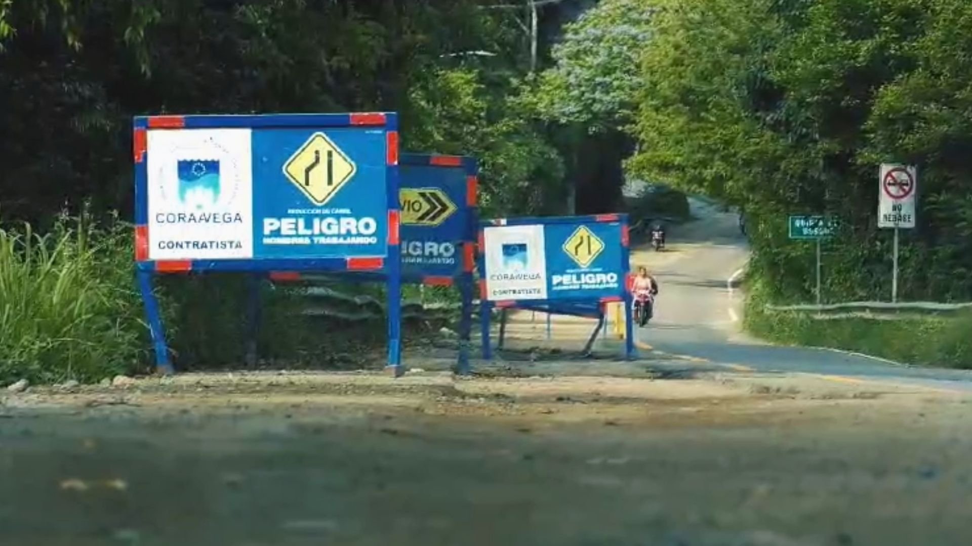 video:-peligros-de-la-improvisacion:-carretera-de-manabao-en-crisis