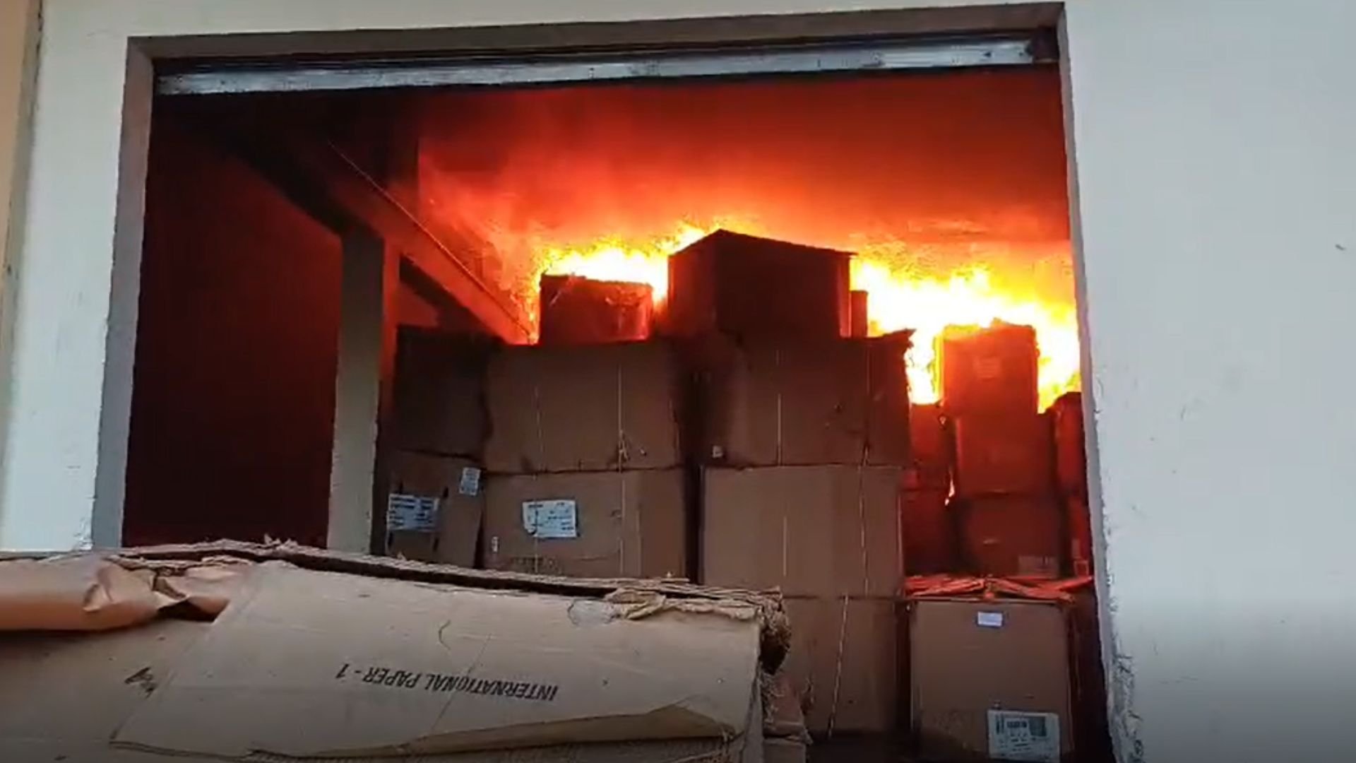 investigan-causa-de-incendio-registrado-en-zona-franca-de-moca-y-evaluan-magnitud-de-los-danos
