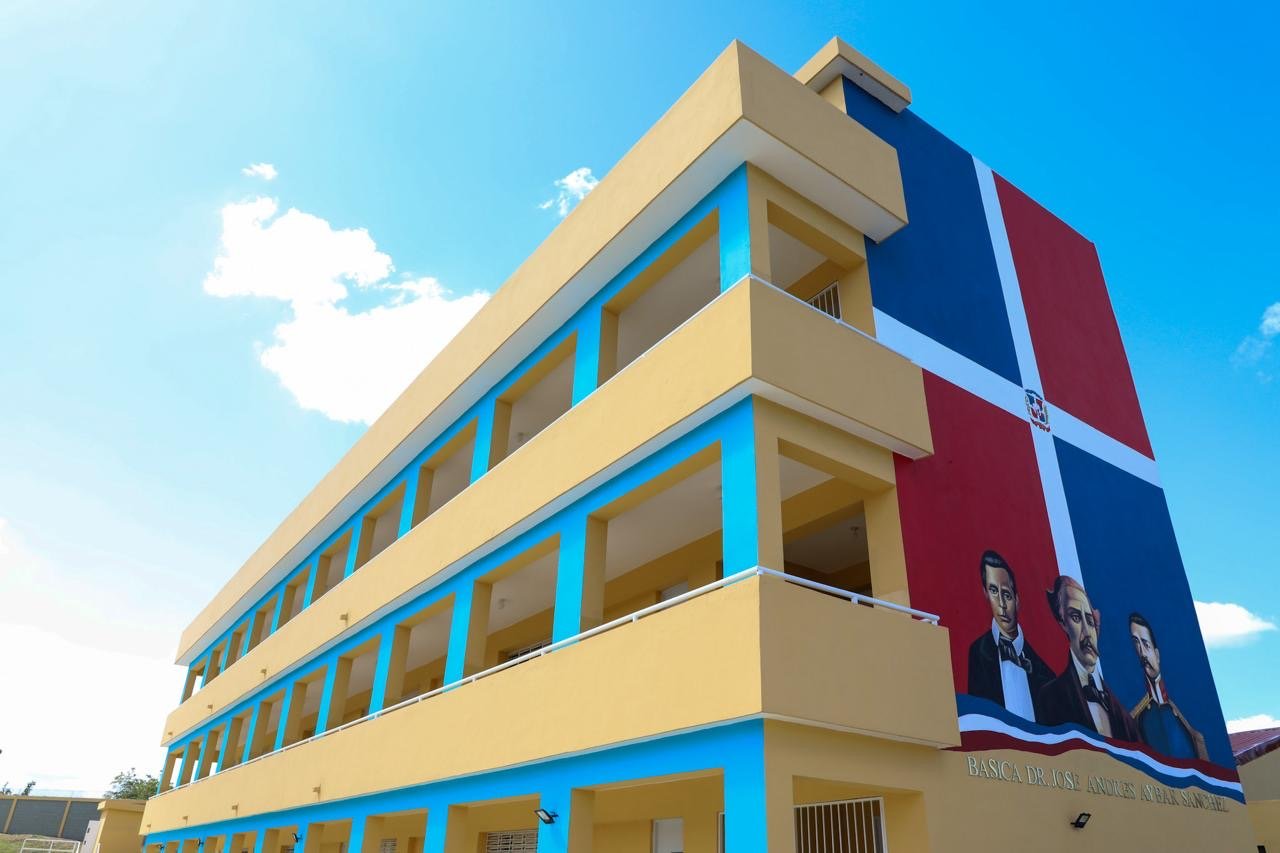 minerd-entregara-unos-100-planteles-escolares-antes-de-que-finalice-el-ano