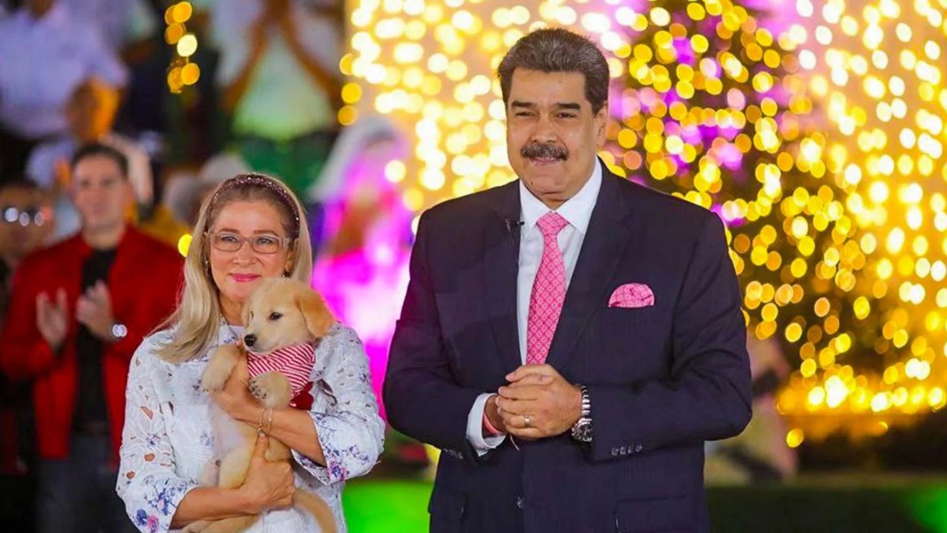 ¡en-medio-de-la-crisis!-nicolas-maduro-adelanta-la-navidad-en-venezuela