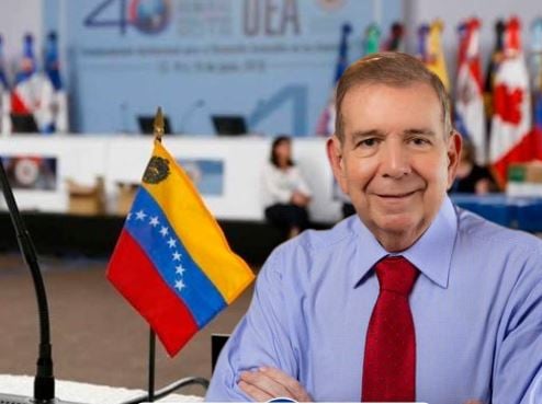 comunidad-internacional-pide-proteger-derechos-de-gonzalez-urrutia-tras-orden-de-captura
