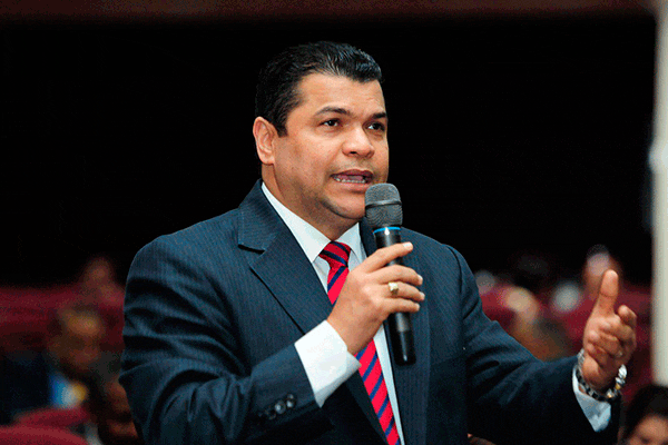 camara-de-diputados-escoge-a-tobias-crespo-como-miembro-del-consejo-nacional-de-la-magistratura