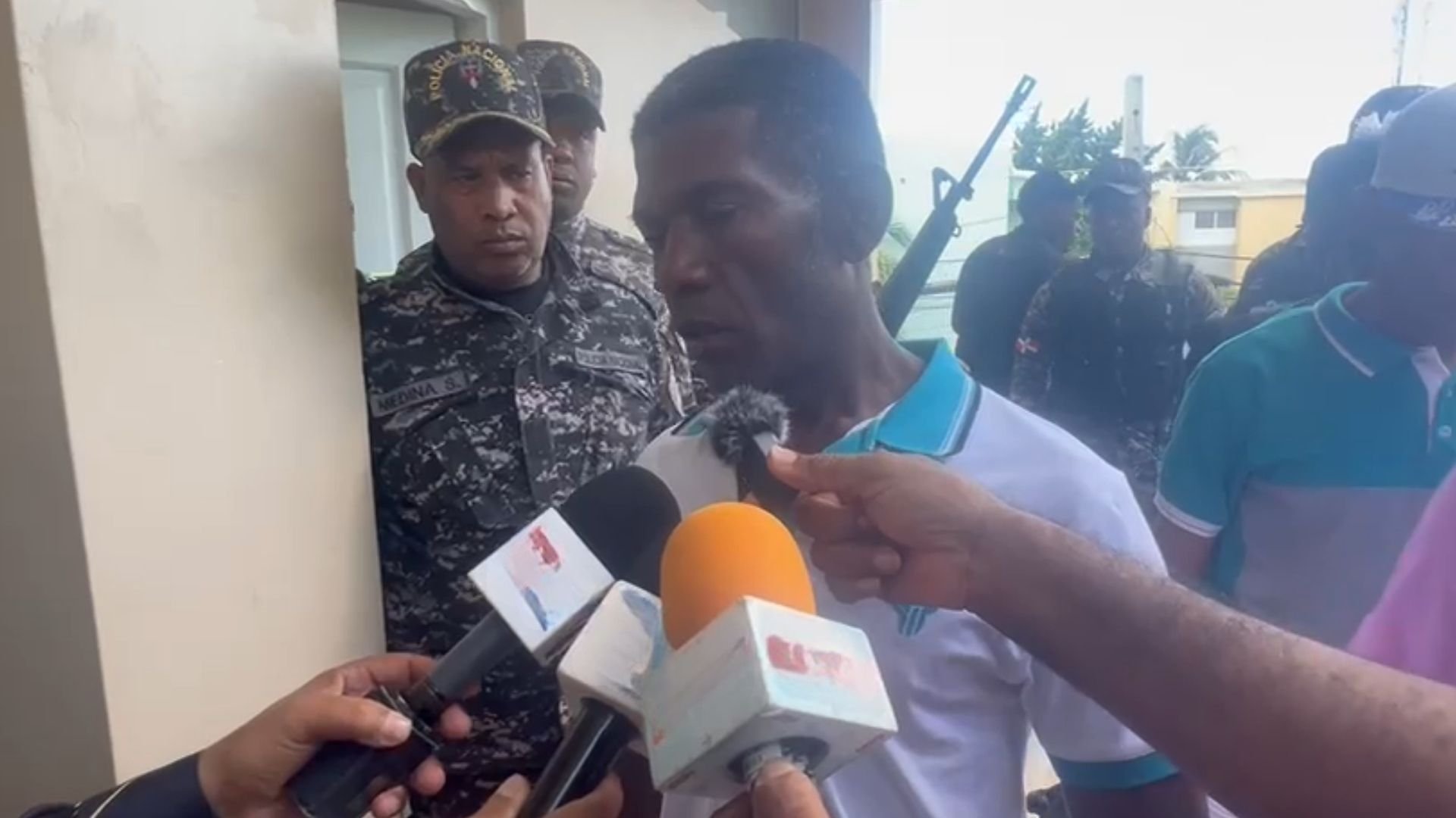 video:-padre-de-una-de-las-victimas-en-accidente-en-azua-dice-no-esta-conforme-con-medida-de-coercion