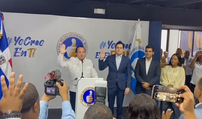 ramon-arnaldo-pimentel-es-juramentado-por-paliza-en-el-prm