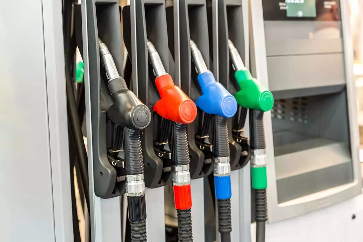 gasolina-regular-y-premium-se-venden-al-mismo-precio;-otros-combustibles-bajan
