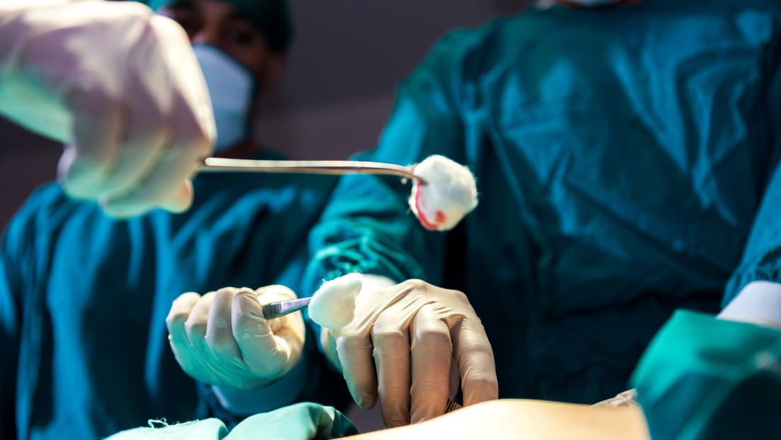adolescente-fallece-tras-ser-operado-por-un-medico-que-se-guiaba-por-videos-de-youtube