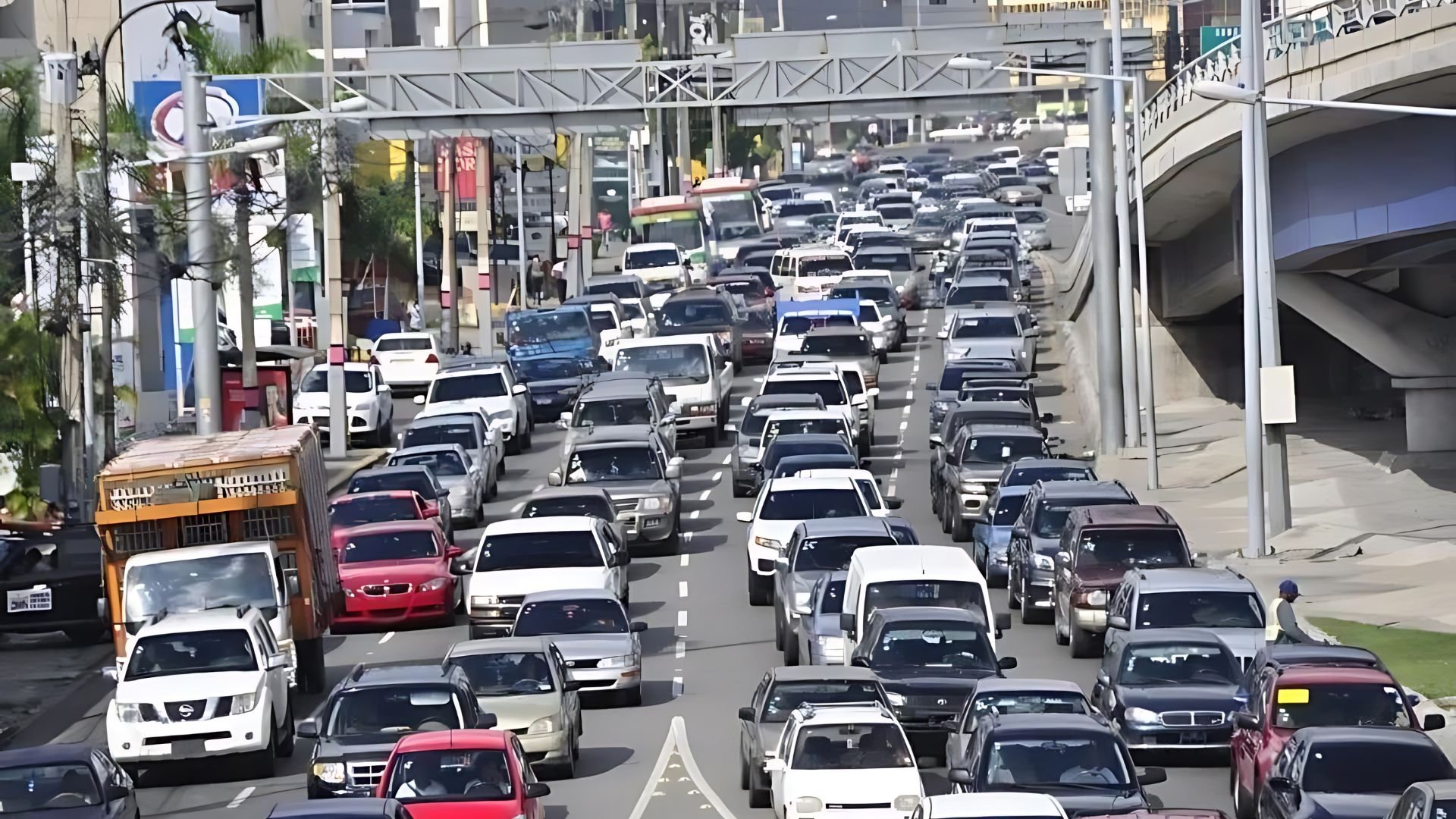 autoridades-de-transito-dicen-implementaran-plan-para-solucion-de-tapones