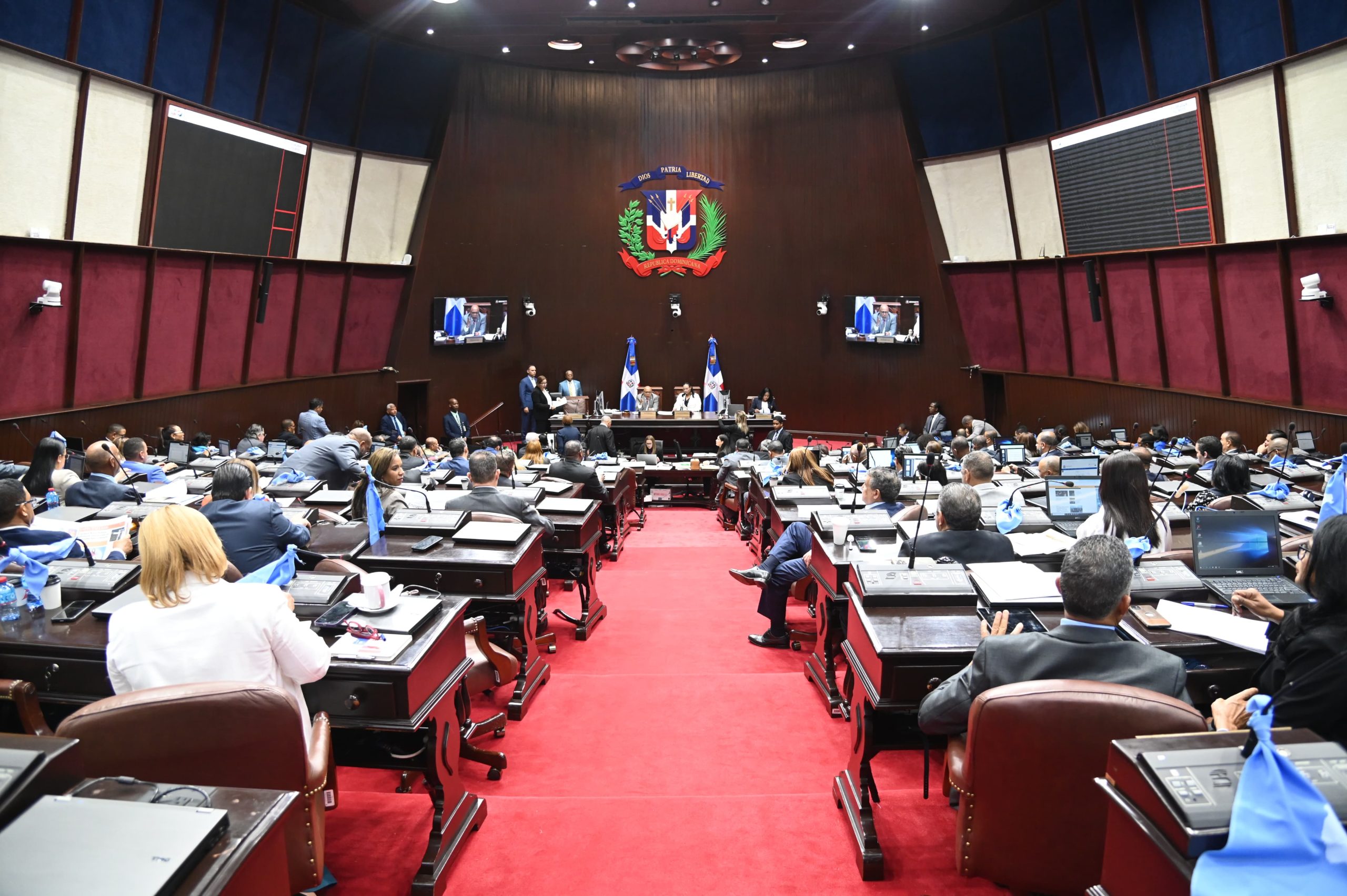 camara-de-diputados-aprueba-resolucion-en-apoyo-a-la-democracia-venezolana