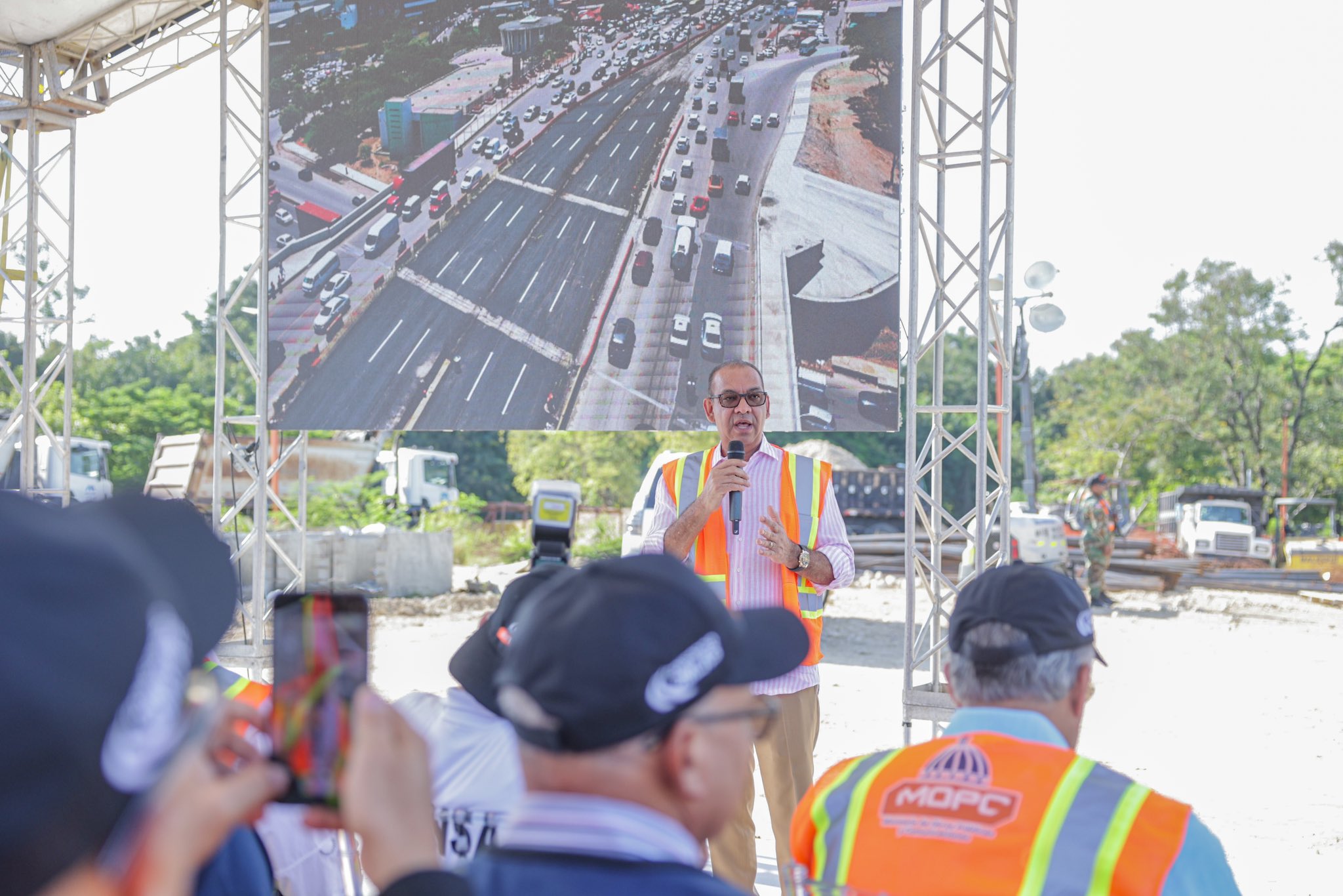 nuevo-peaje-de-autopista-duarte-contara-con-22-carriles-y-un-helipuerto