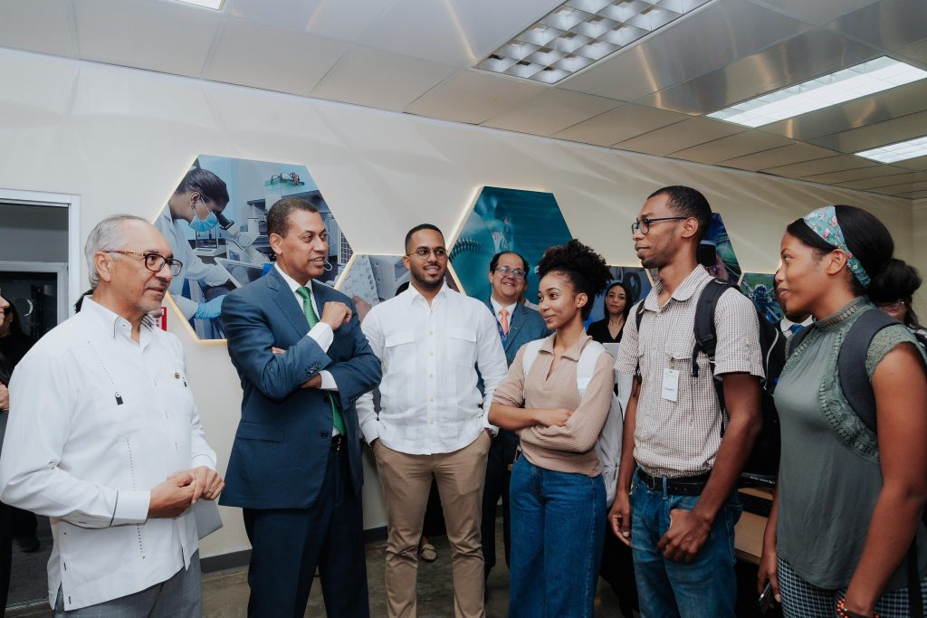 rector-del-itla-y-presidente-de-indotel-impulsan-capacidad-tecnologica-de-rd