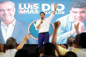 reportaje-abinader-promete-inaugurar-palacio-de-justicia-sde-antes-que-finalice-el-presente-ano