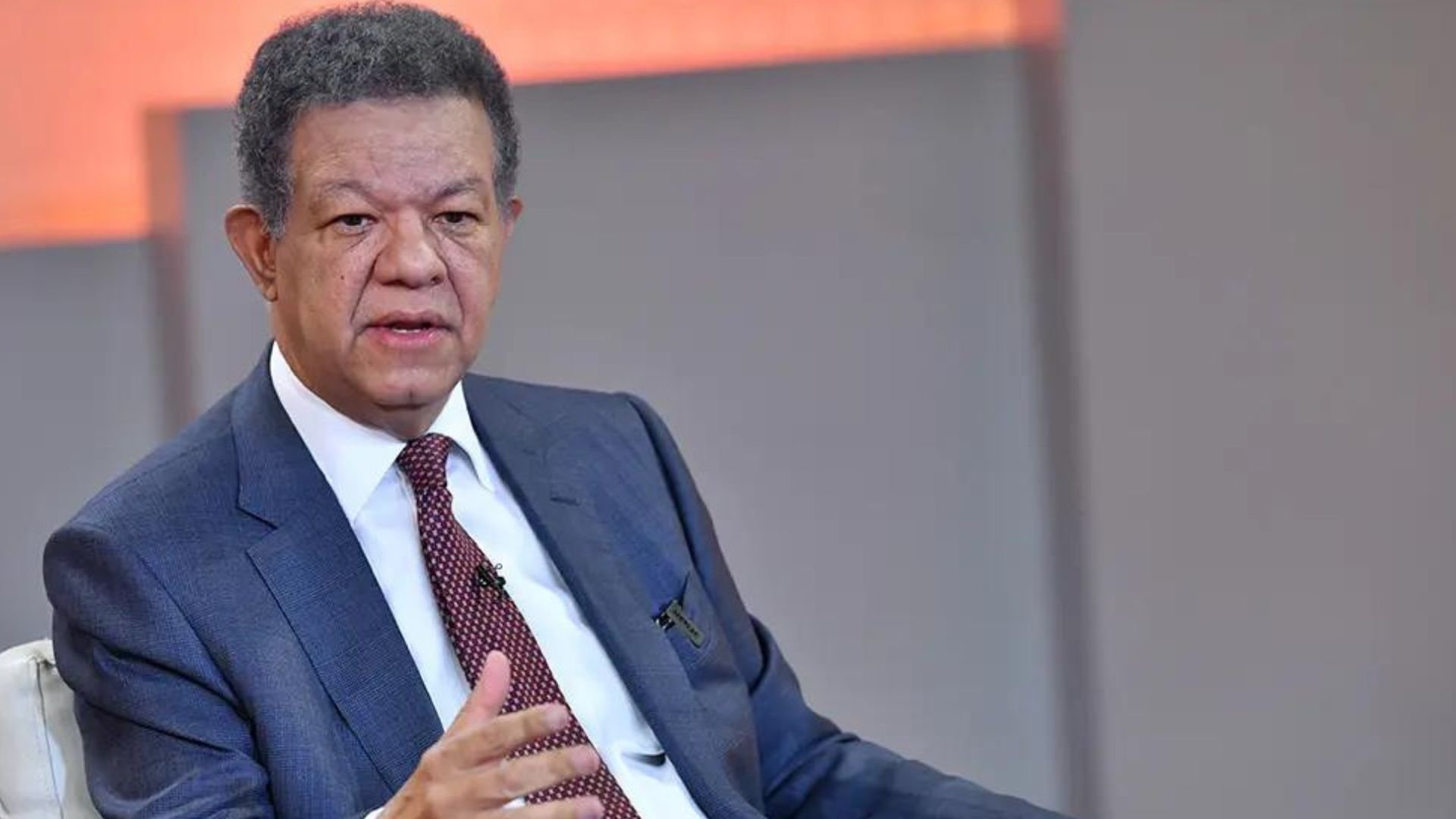 leonel-sobre-cable-submarino-propuesto-por-abinader:-“tiene-un-gran-sentido-del-humor”