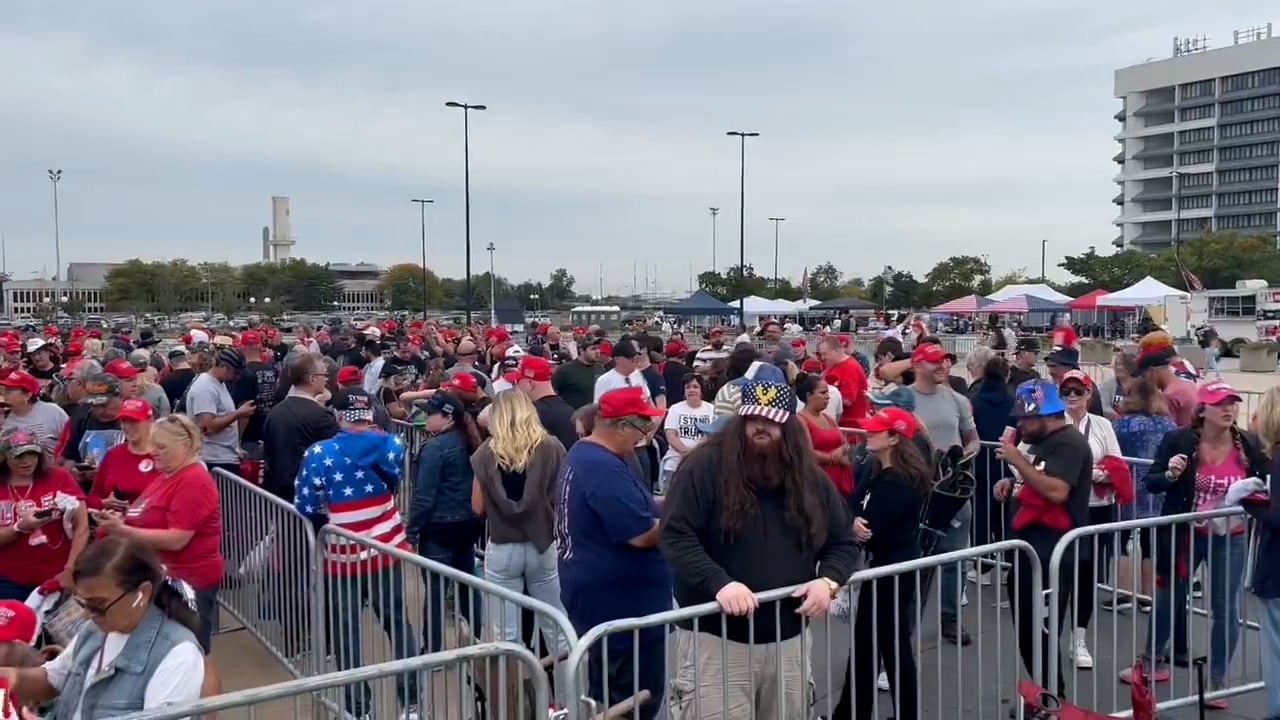 encuentran-explosivos-en-un-vehiculo-situado-cerca-del-lugar-del-mitin-de-trump-en-long-island